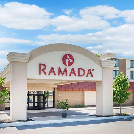 Ramada By Wyndham Watertown Thousand Exteriör bild